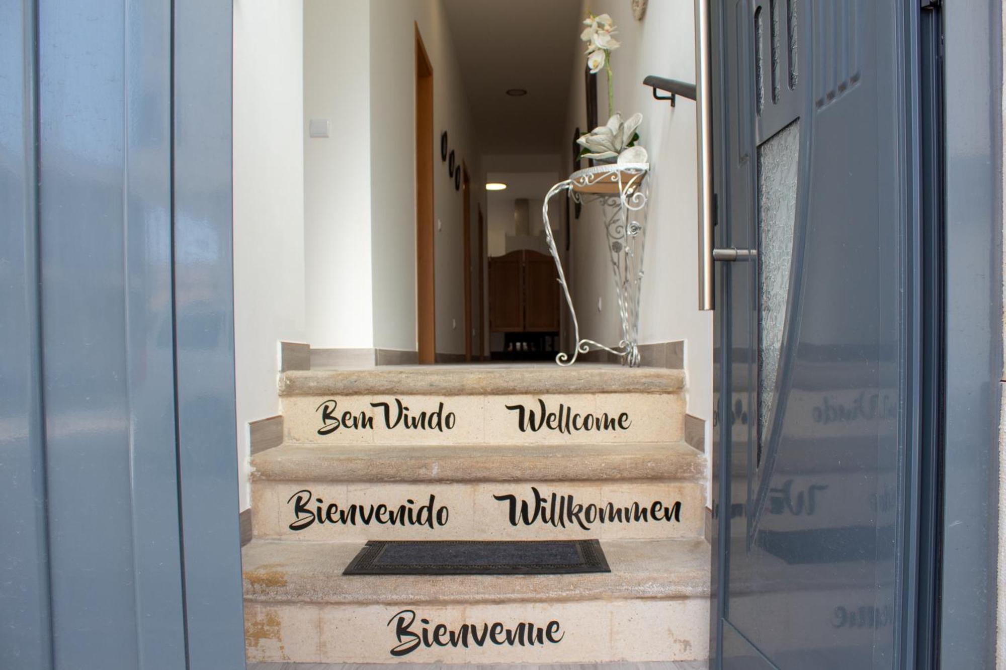 Casa Amarela - Conforto E Localizacao Central! Dystrykt Dystrykt Faro Zewnętrze zdjęcie